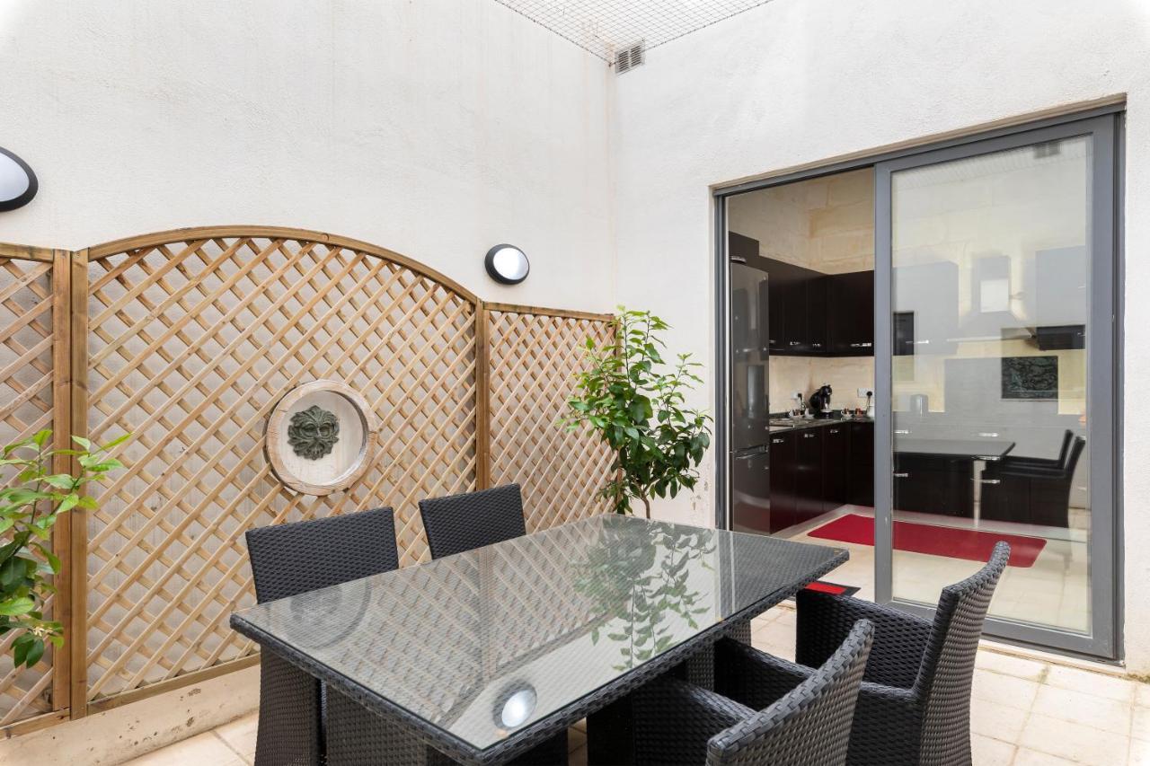 Traditional & Modern Maltese Townhouse - Rooftop Terrace And Sea Views, Close To Birgu Waterfront Cospicua Экстерьер фото