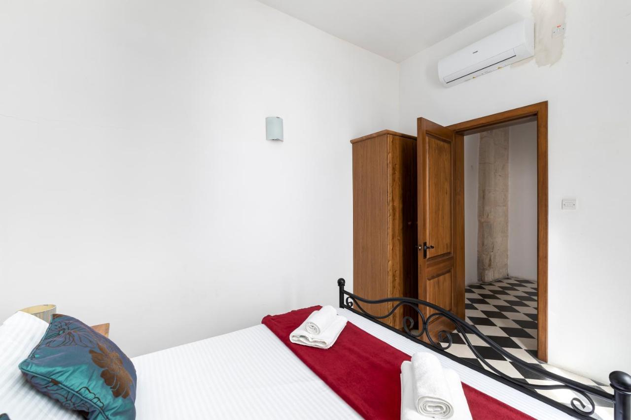 Traditional & Modern Maltese Townhouse - Rooftop Terrace And Sea Views, Close To Birgu Waterfront Cospicua Экстерьер фото